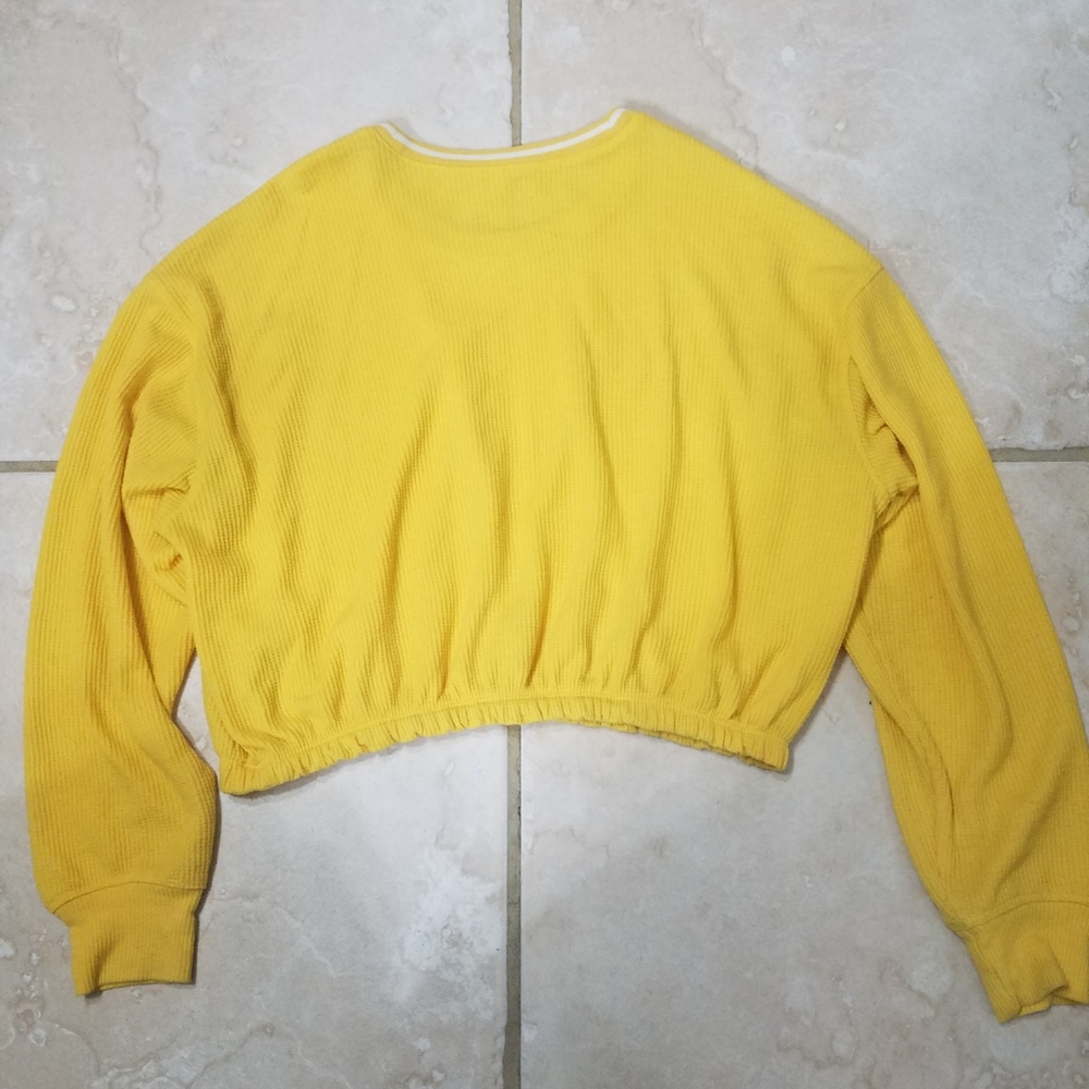 Hollister yellow cropped sweater
